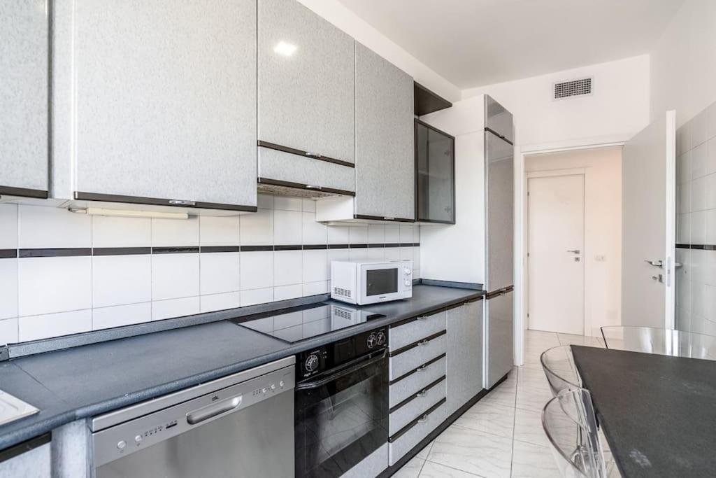 Comfort Suite In Milánó Kültér fotó